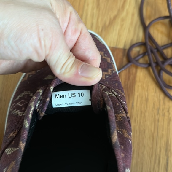 NWOT VANS AUTHENTIC (TRIBE RUG) RED CLAY MENS SIZE 10 - Picture 10 of 10